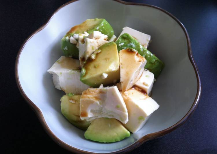 Recipe of Perfect Tofu &amp; Avocado Salad