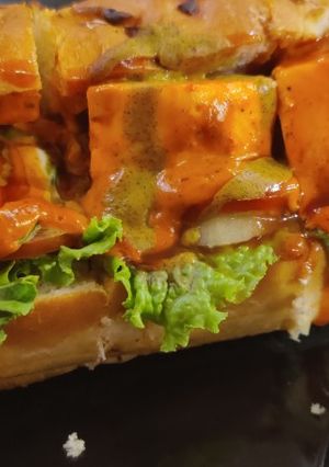 A picture of Spicy paneer roll.