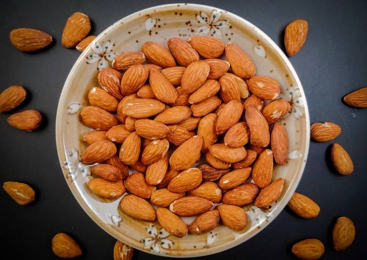 Air Fryer Roasted Almonds