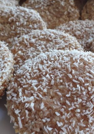 Una foto de Galletitas integrales de coco (light) 👌💕