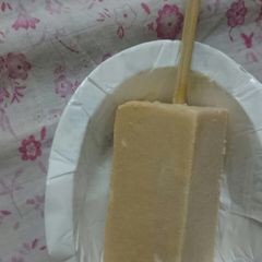 A picture of Homemade kulfi.