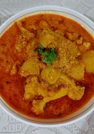 A picture of Dahi masala gobhi.