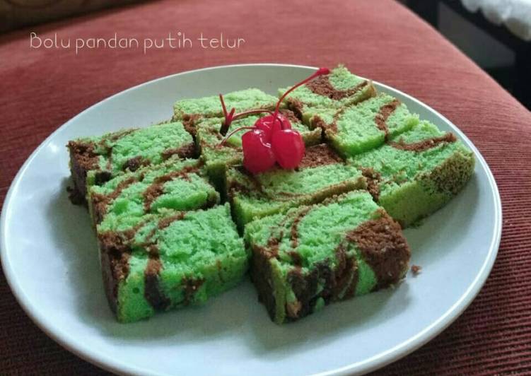 338. Bolu Pandan Putih Telur