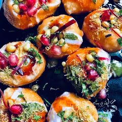 A picture of Golgappa Chaat.