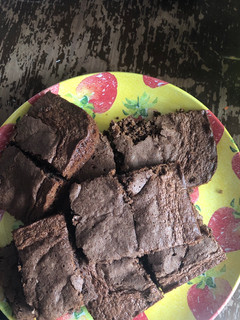 A picture of Brownies.