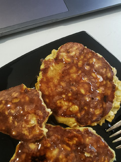 Una foto de Hot cakes de avena y platano