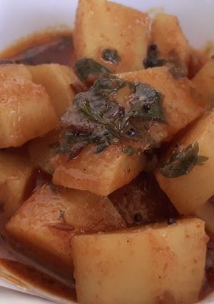શક્કરિયા નું શાક (Shakkariya Shak Recipe In Gujarati) રેસીપી મુખ્ય ફોટો