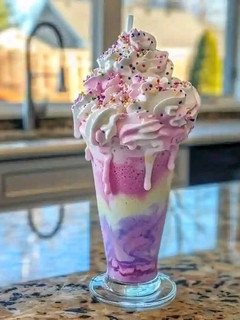 A picture of Magical Unicorn Frappuccino.