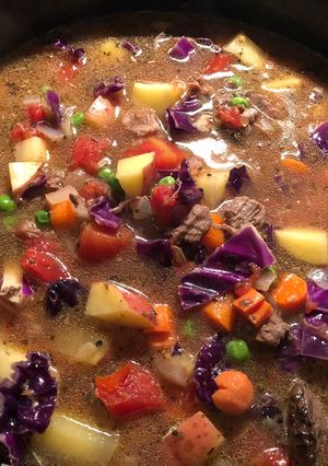 A picture of Vegetable beef soup.