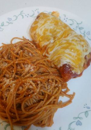 A picture of Chicken Parmesan.