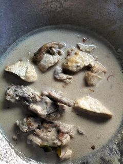 Foto resep Opor Ayam Kuah Putih