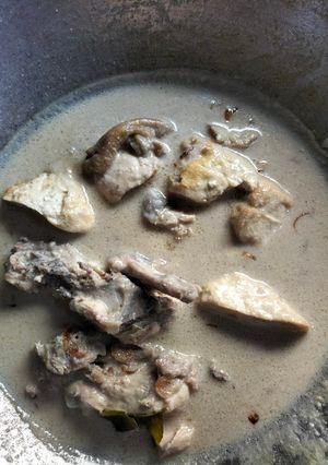 Foto resep Opor Ayam Kuah Putih