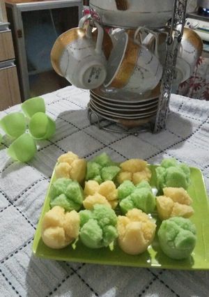 Foto resep Apem tape singkong merekah