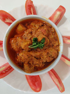 રાજસ્થાની બેસન ગટ્ટા (rajasthani besan gatta recipe in Gujarati) રેસીપી મુખ્ય ફોટો