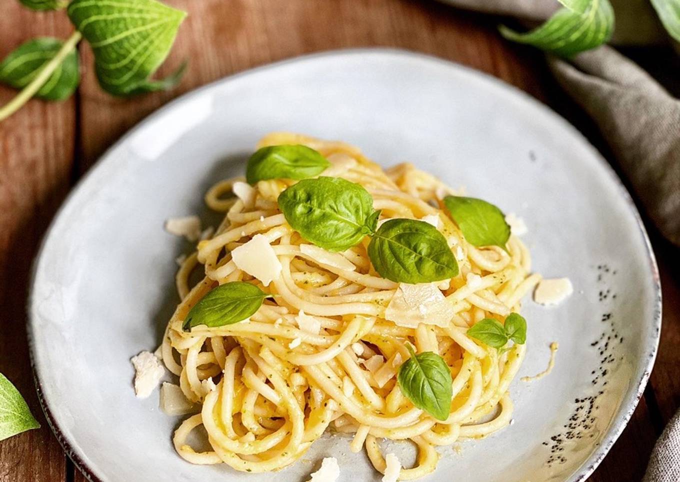 Espaguetis con salsa de calabaza