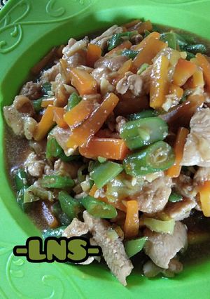 Foto resep Tumis Ayam Sayuran 👌🏽