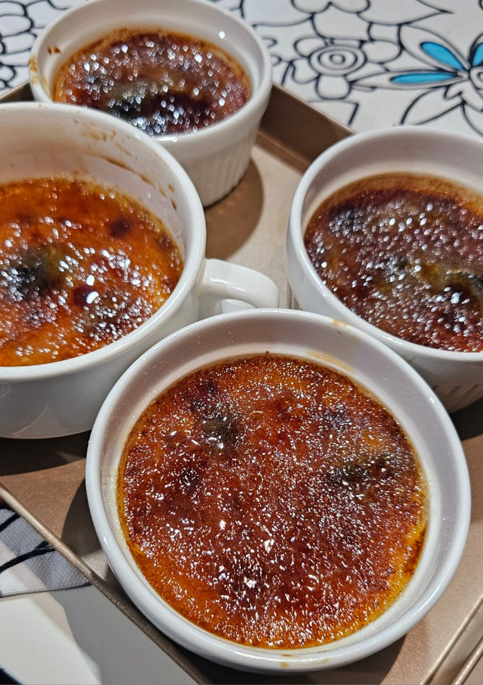 Una foto de Creme brulee