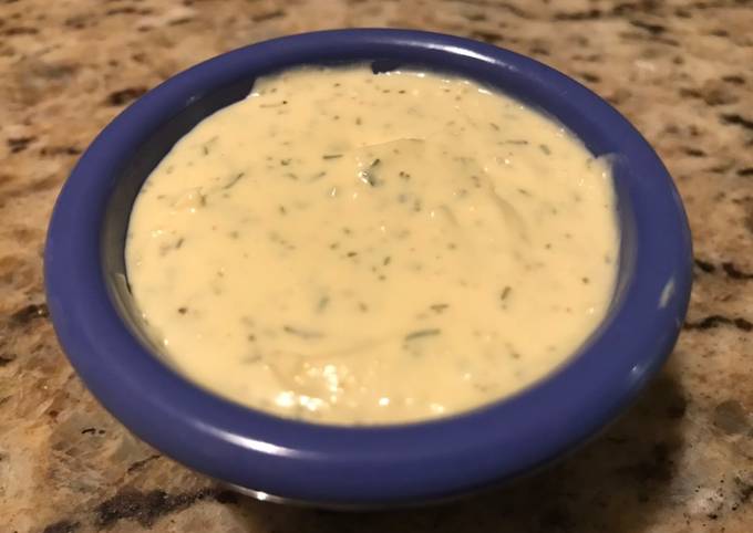 Simple Way to Prepare Perfect Dill or Tarragon Béarnaise Sauce