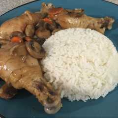Una foto de Pollo francés al vino