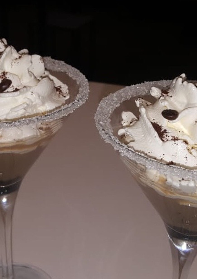 Una foto de Cocktails de tiramisú a mi estilo