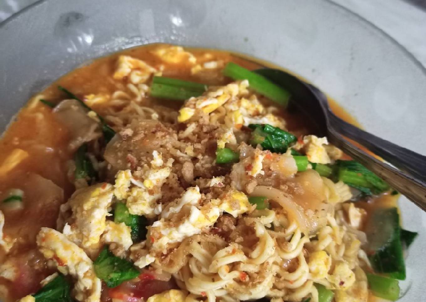Seblak mie (instan) goreng