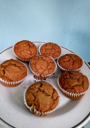 A picture of Pumpkin cupcakes.