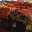 Canelones con relleno de espinaca y salsa filetto