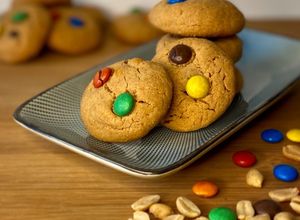 Foto principal de Cookies de mantequilla de cacahuete y M&Ms