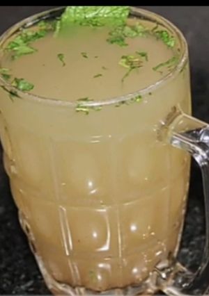આમ પન્ના (Aam Panna Recipe In Gujarati) રેસીપી મુખ્ય ફોટો
