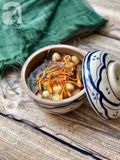 Hình của món Bồ Câu Tiềm Đông Trùng Hạ Thảo Yến Sào.