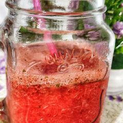 Minty Strawberry drink A picture of Minty Strawberry drink.