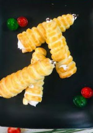 A picture of Creamy Puff rolls.