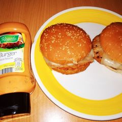 A picture of Chicken burger.