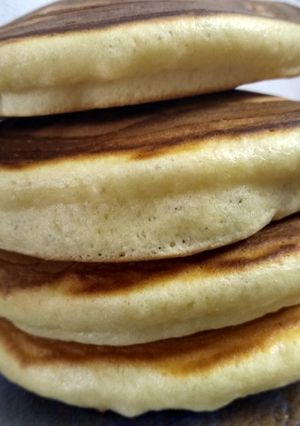 Una foto de Hotcakes con salsa de Dulce de Leche