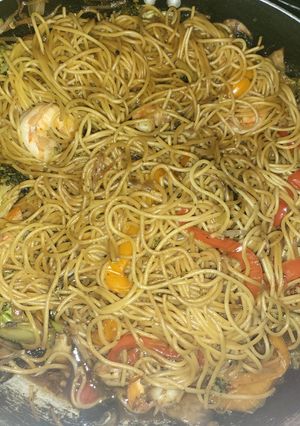 Una foto de Lo Mein De Camarón : Espagueti CHINO