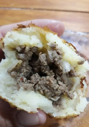 Una foto de Bombas de papa con carne picada