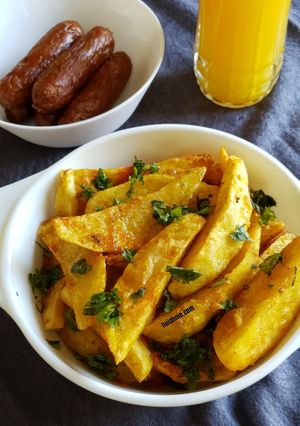 A picture of Deep Fried Crunchy Spiced Rosemary Potato Wedges #passonbutton.