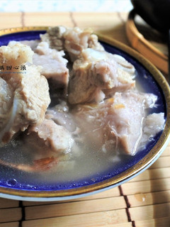 芋頭排骨湯(一鍋到底零廚藝) 的食譜成品照片