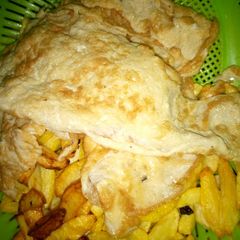 A picture of Chiefs & eggs.
