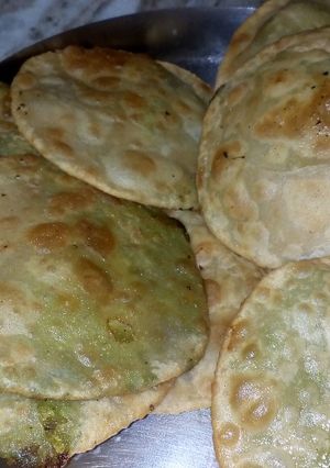 A picture of Peas kachori.