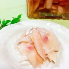 A picture of Shin shoga no amazu-zuke   - pickled ginger.