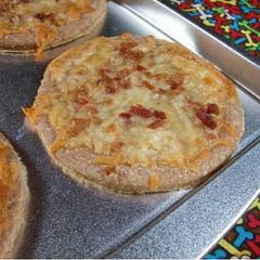 A picture of Mini Pig Pizza Treats.