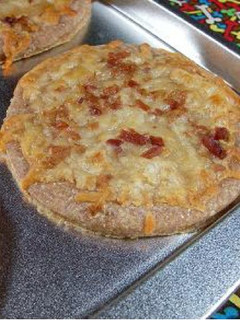 A picture of Mini Pig Pizza Treats.