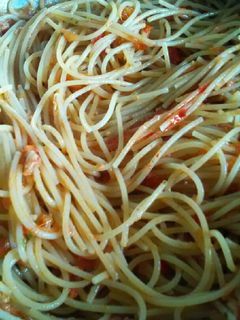 Una foto de Pasta con atún