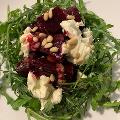 A picture of Beet, Arugula, and Goat Cheese Salad.