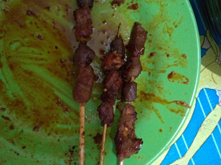 Resep Sate sapi empuk bumbu kecap yang Bisa Manjain Lidah