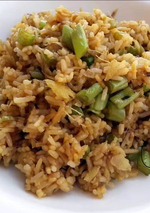 A picture of Ginger Vegan Fried Rice.