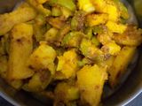 आलू परवल की सब्जी(aloo parwal ki sabzi recipe in hindi)