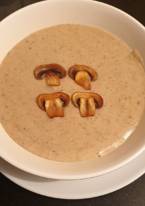 A picture of Cream of Mushroom Soup.