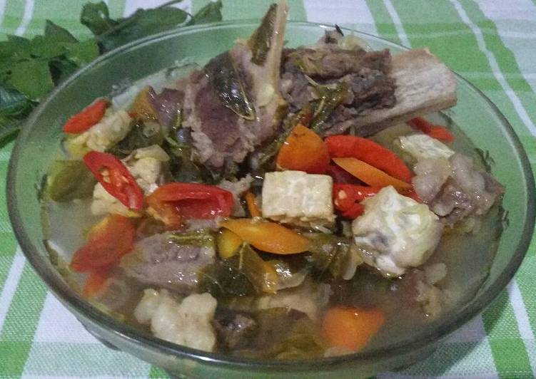 Asem-Asem Campur (daging+iga+tempe)